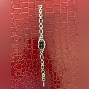 Ladies Silver Tone Black Dial Unbranded Model 57570KNX Quartz Watch